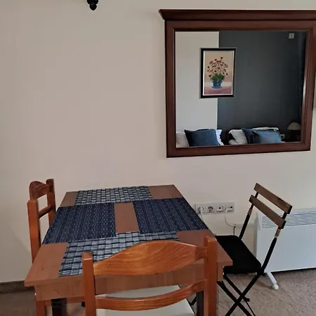 Апартамент Annett At Emerald