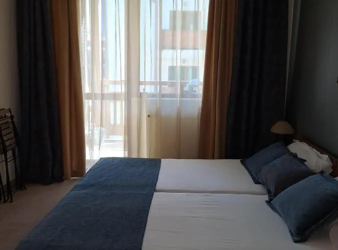 Apartment Annett At Emerald *